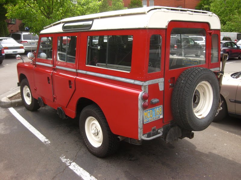 Land Rover Series IIA Wagon