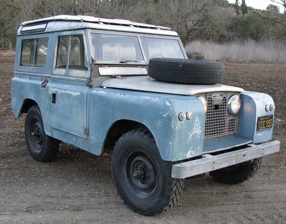 Land Rover Series IIA Wagon