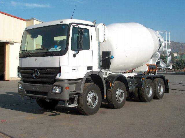 Mercedes-Benz Actros 4141