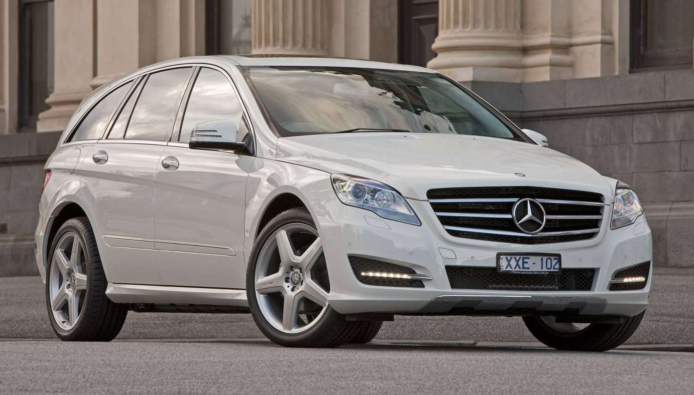 Mercedes-Benz 300 D Long Wheelbase