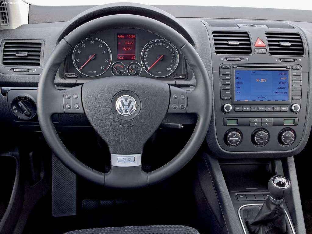 Volkswagen Golf GT