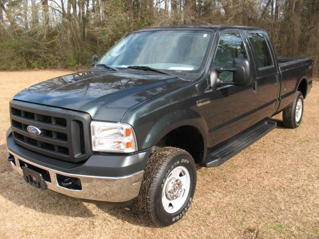 Ford F-250 XL Crew Cab