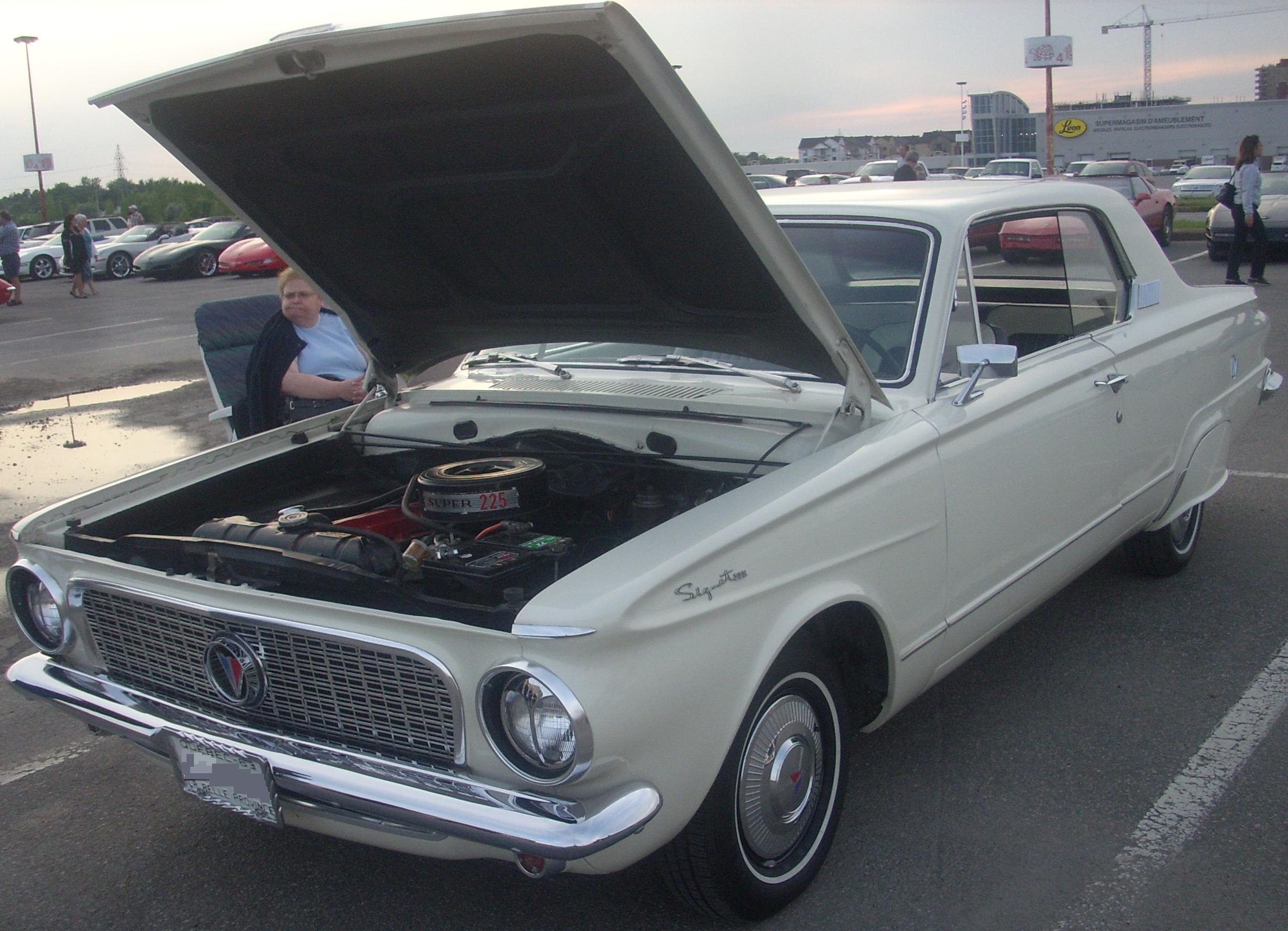 Plymouth Valiant Signet