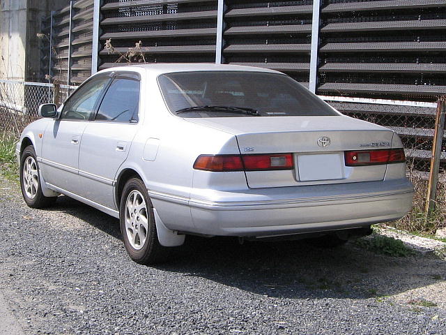 Toyota Camry Gracia