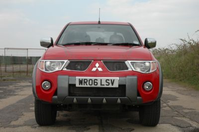 Mitsubishi L200 CRS Dakar Crew Cab