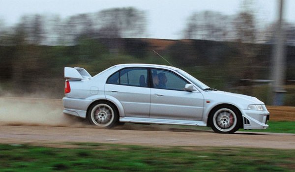 Mitsubishi Lancer Evolution 6 RS