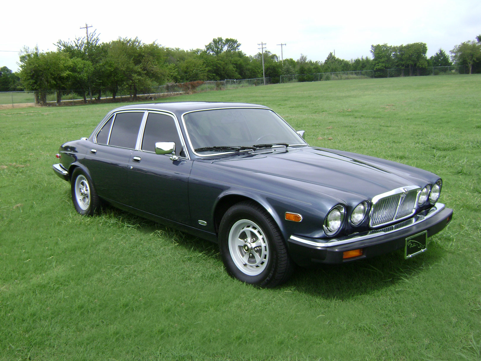 Jaguar XJ 6