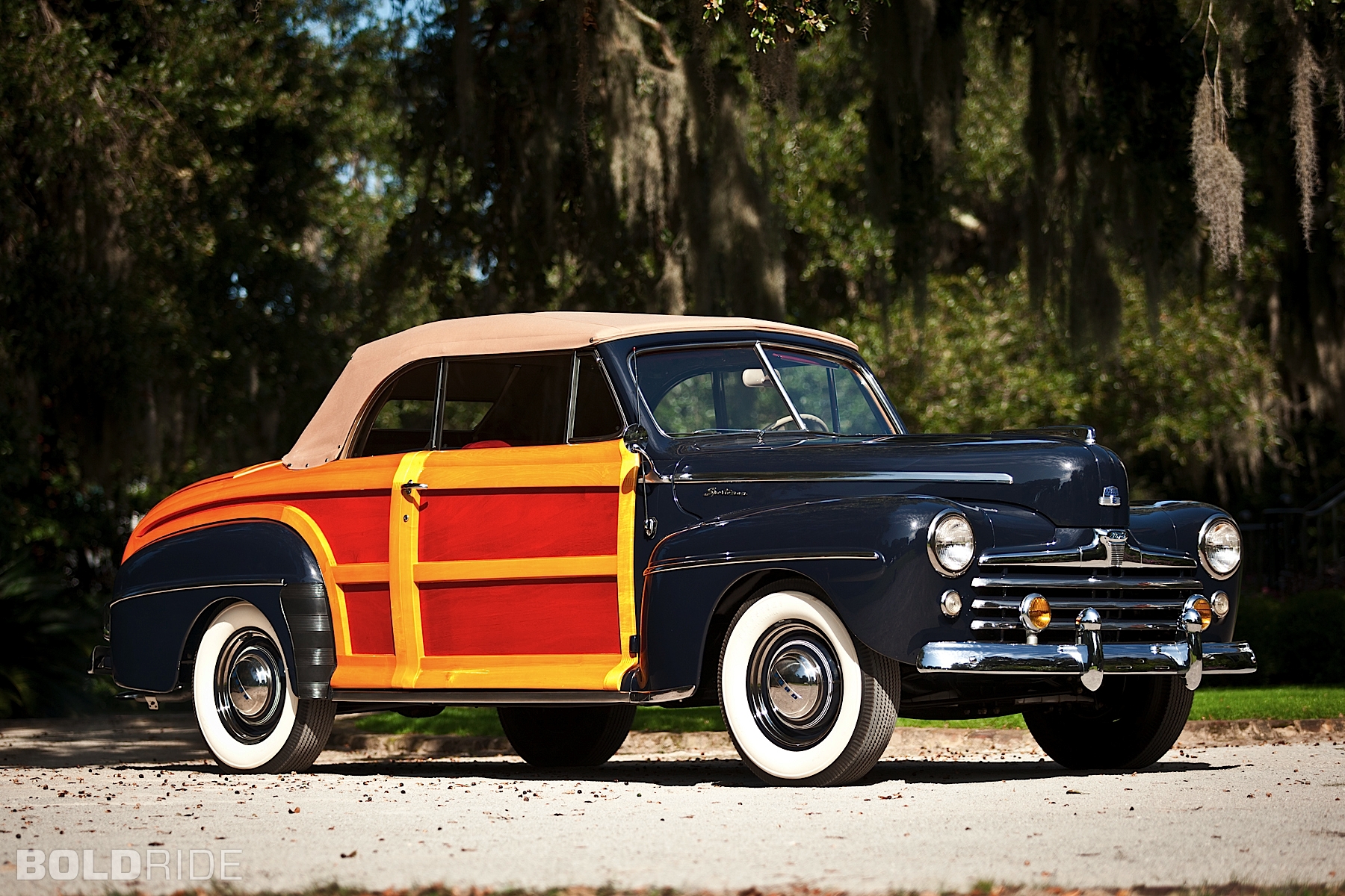 Ford V8 Sportsman Convertible