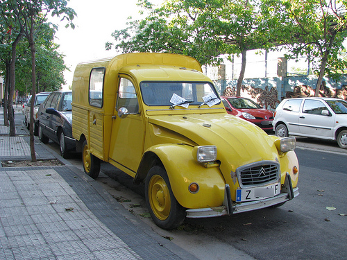 Citroen 2CV AK 400