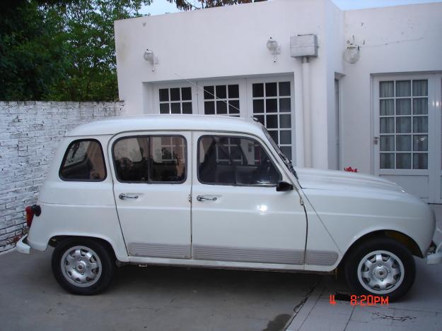 Renault 4 S