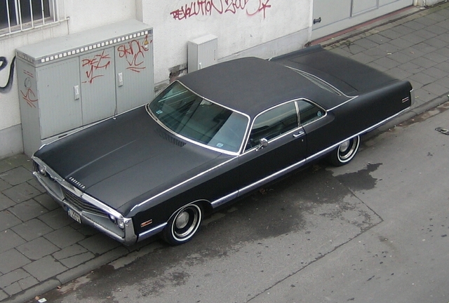 Chrysler New Yorker Newport 2dr HT