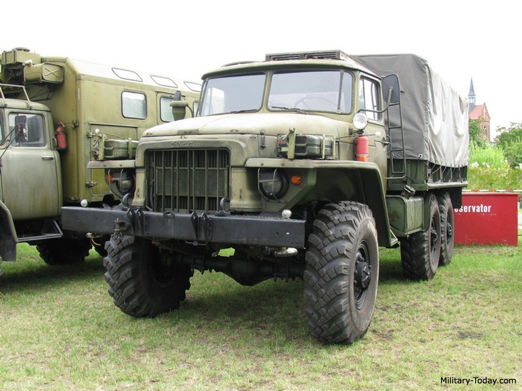 Ural 375