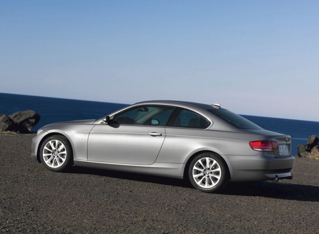 BMW 328i coupe