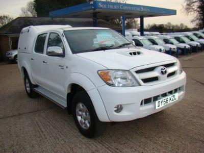 Toyota Hilux 25 D-4D Crew Cab