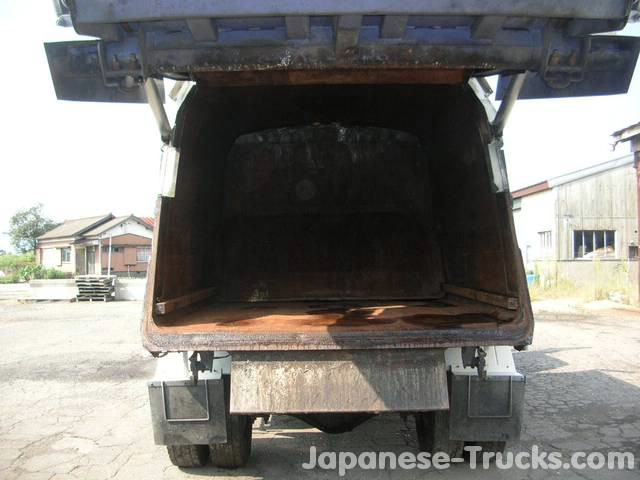 Nissan Diesel Condor 5