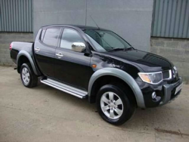 Mitsubishi L200 Crew Cab 4WD