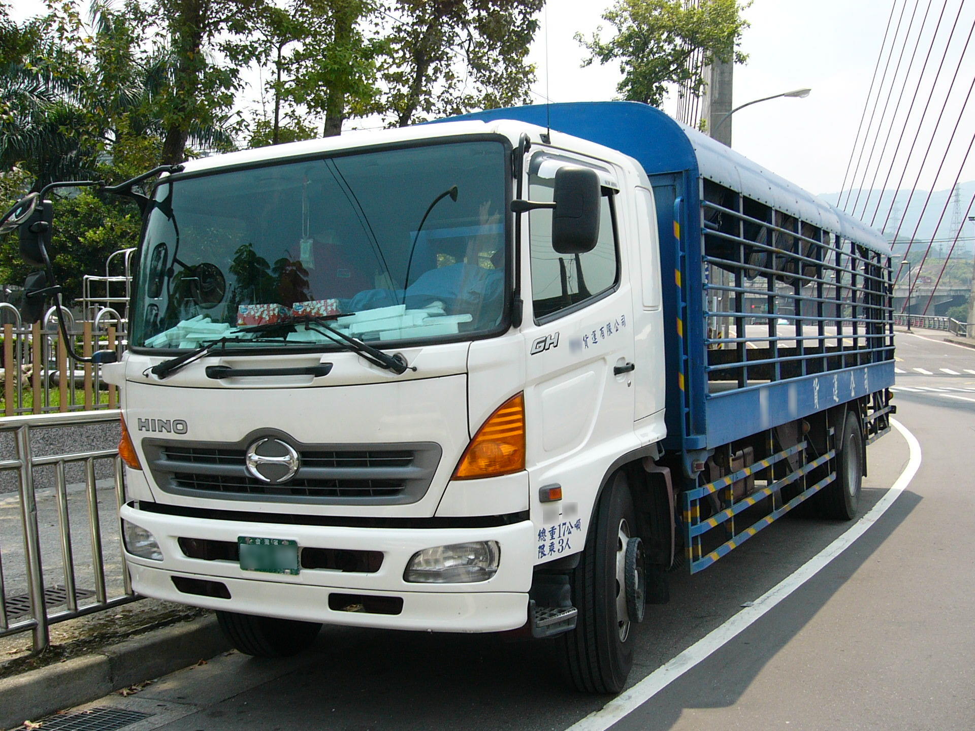 Hino FD 3HLKA