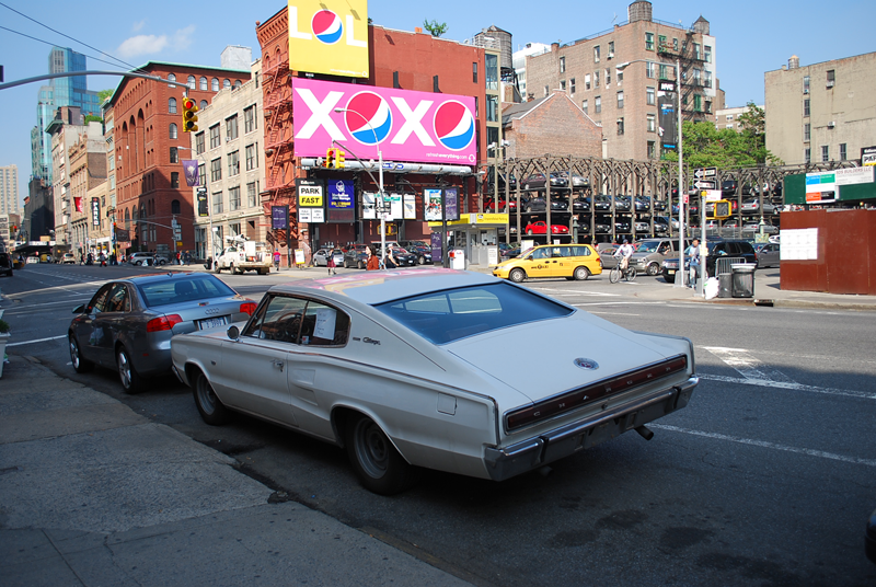 Dodge Charger 383