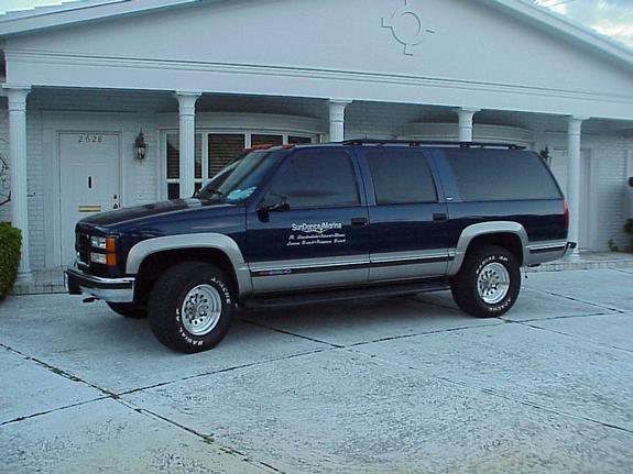 GMC Suburban 4x4