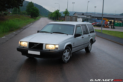 Volvo 745 GL