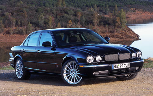 Jaguar XJR