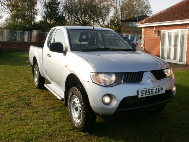 Mitsubishi L200 25 DI-D 4WD