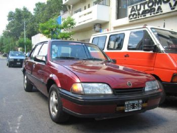 Chevrolet Monza GL