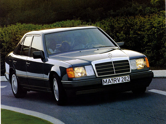 Mercedes-Benz 300 E-24