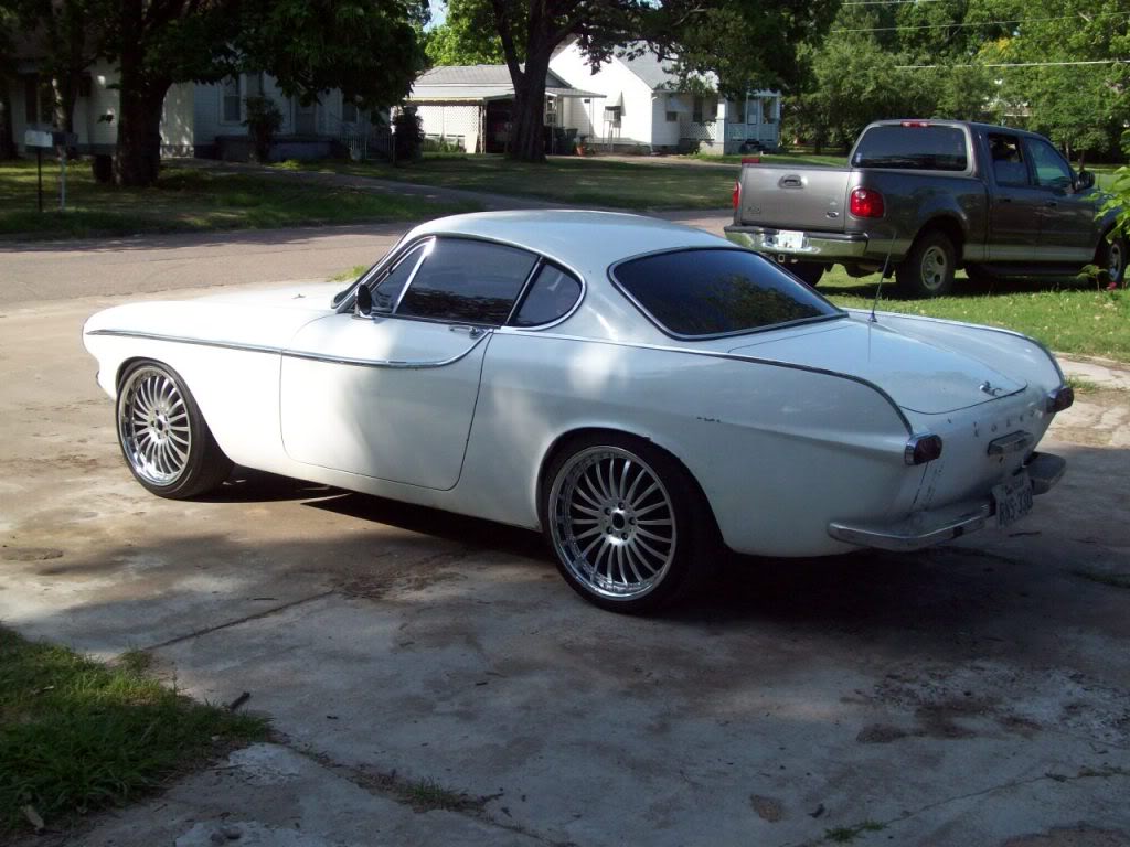 Volvo P1800