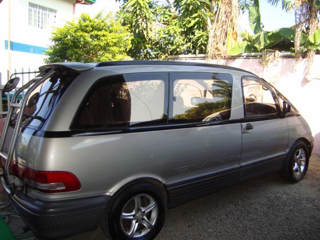 Toyota Estima Emina