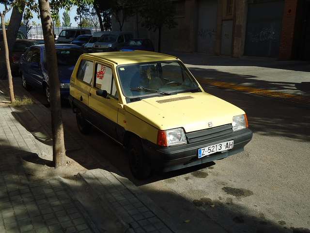 Seat Marbella Yellow