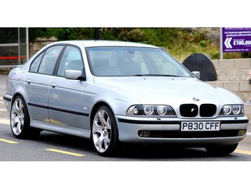 BMW 540i 44