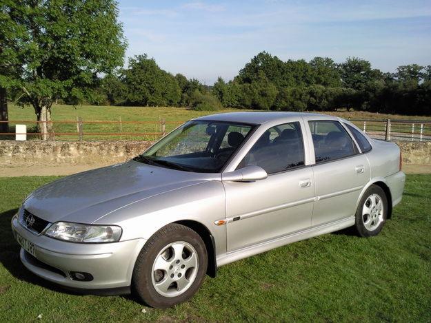 Opel Vectra 18 16V