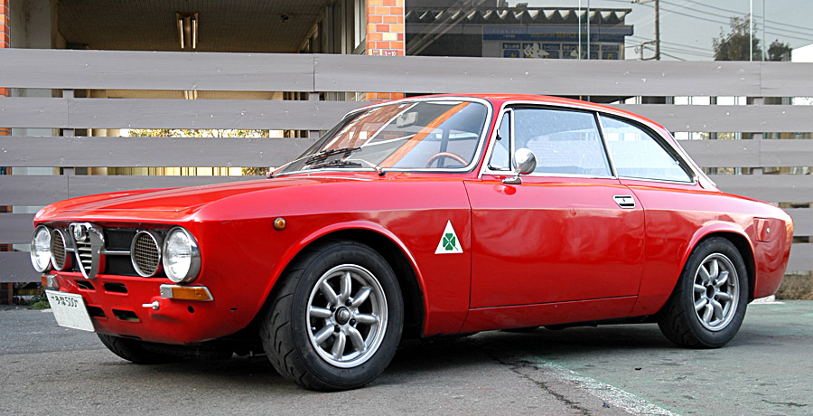 Alfa Romeo 2000GTV