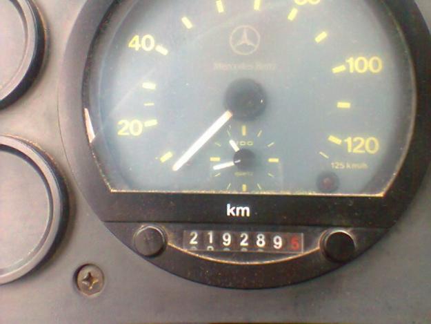 Mercedes-Benz L 1418 R