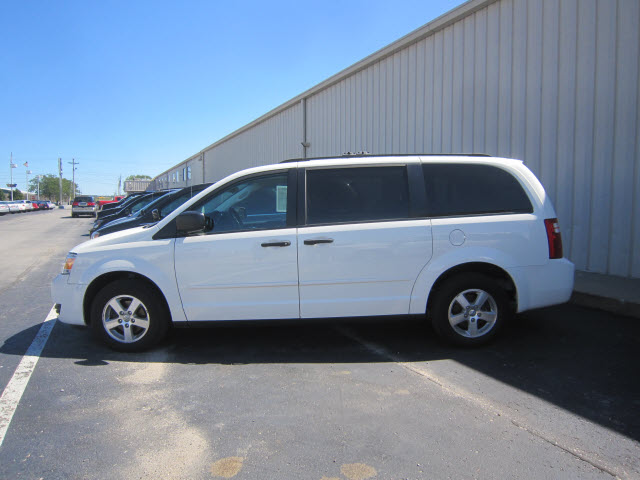 Dodge Grand Caravan SE 38