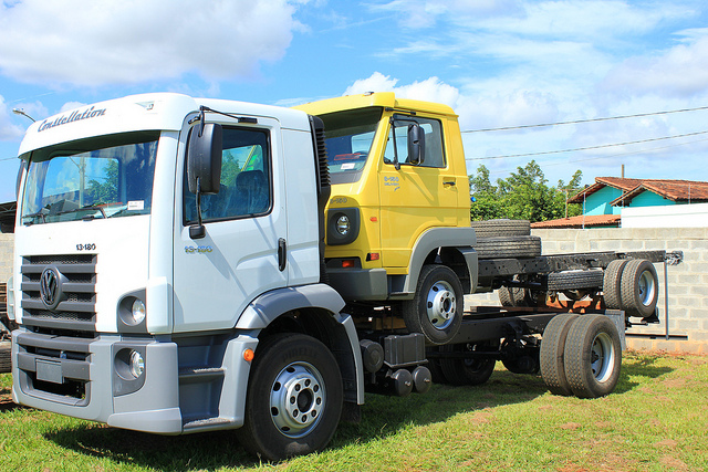 Volkswagen Tractor 25370 Constellation