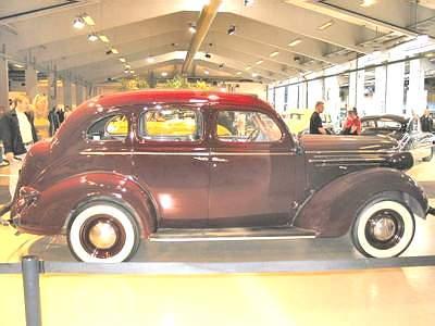 Willys Model 77 4-dr Sedan