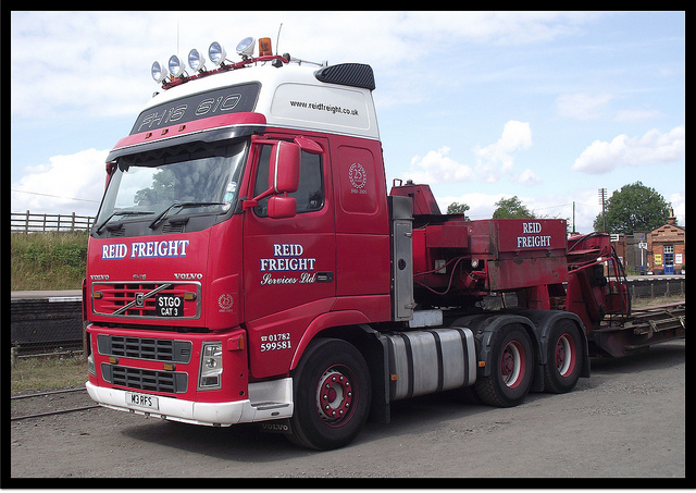 Volvo F16 610