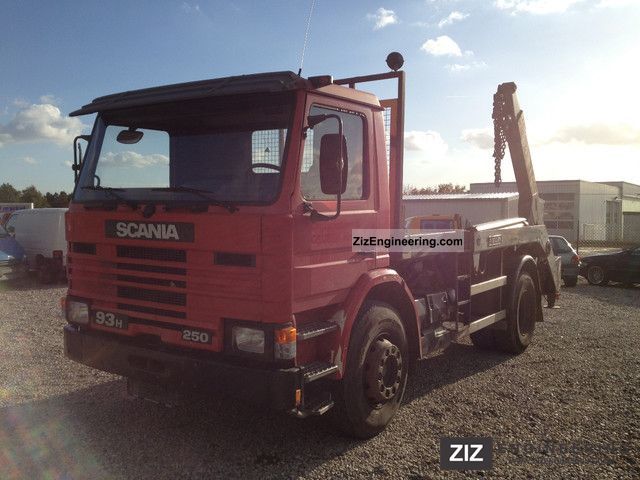 Scania 93H 250