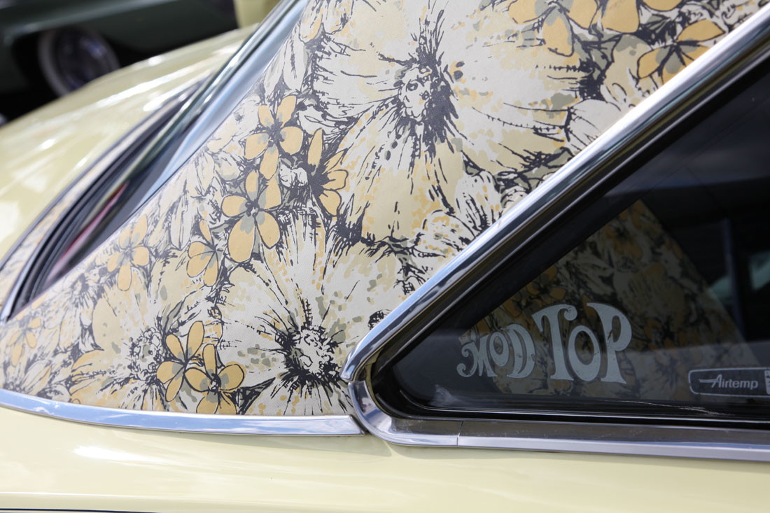 Plymouth Barracuda 328 Convertible