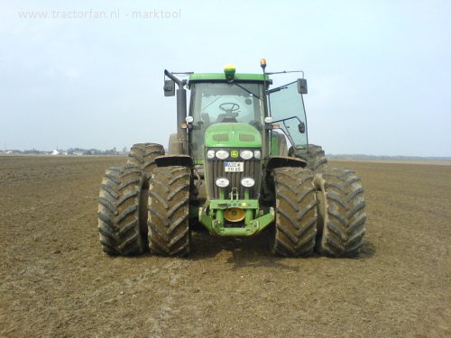 John Deere 7720