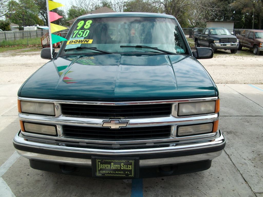 Chevrolet Suburban 1500