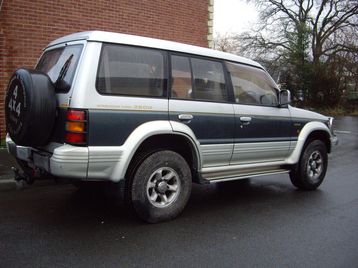 Mitsubishi Pajero Exceed TDi