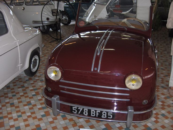 Rovin 2CV