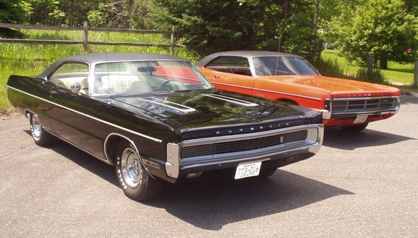 Plymouth Sport Fury GT