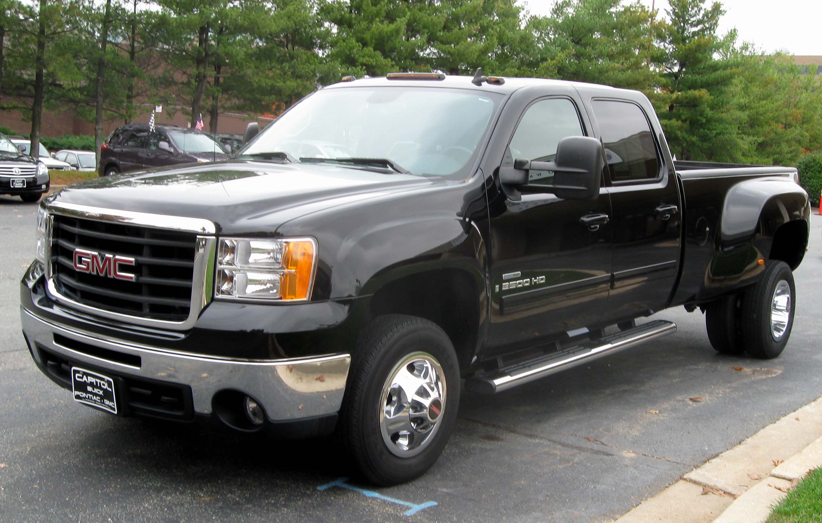 GMC Sierra 30 crew cab