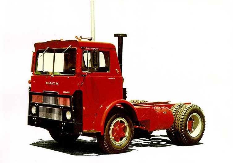 Mack MB600