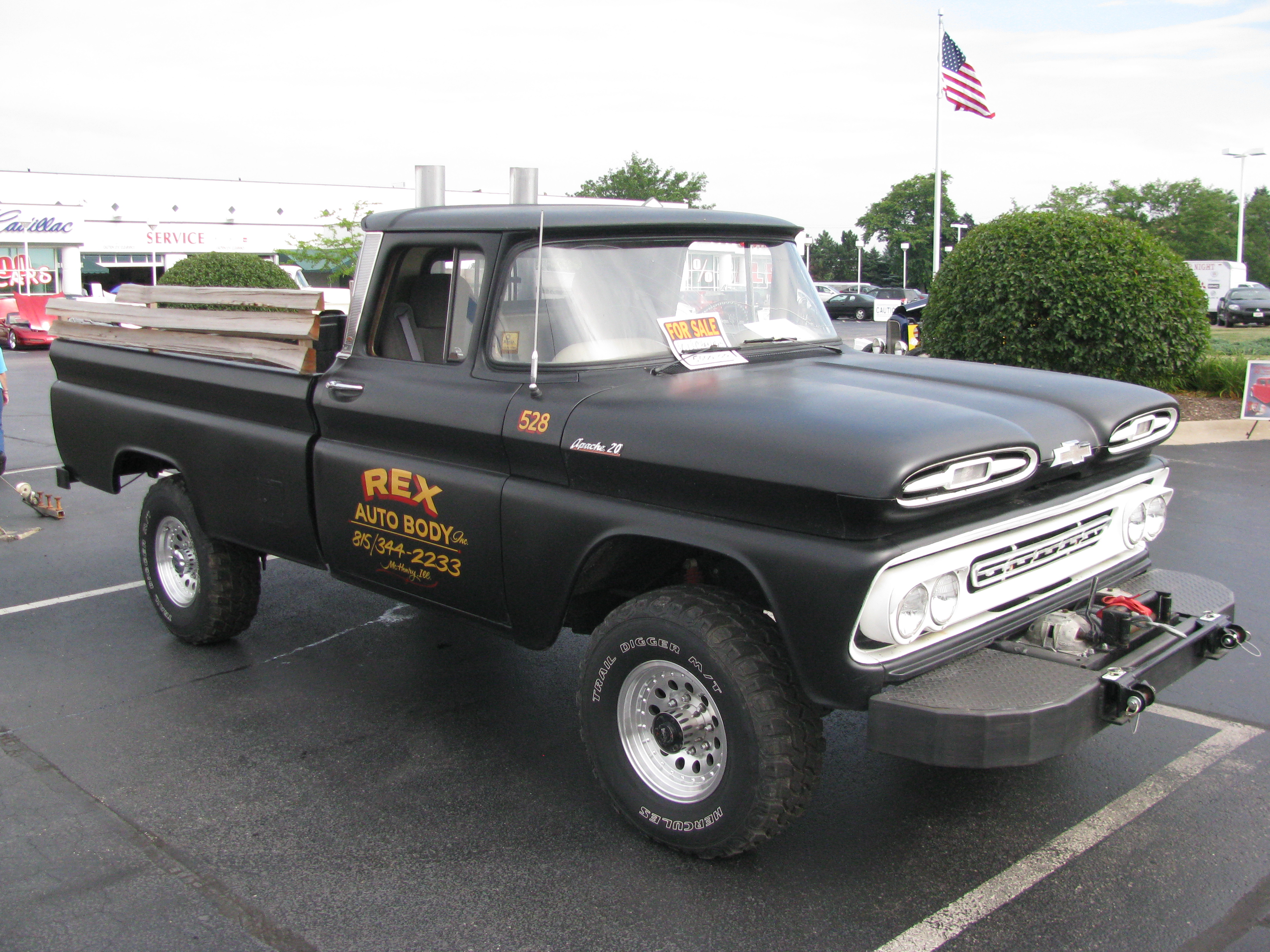 Chevrolet Apache 20