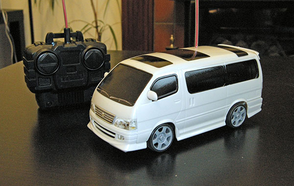 Toyota Hiace Super Custom 30TDi